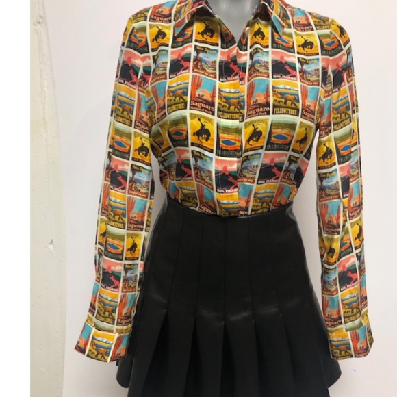 Alice + Olivia Western Postcard with Tag Print Silk Shirt Button-down Top - Picture 3 of 15